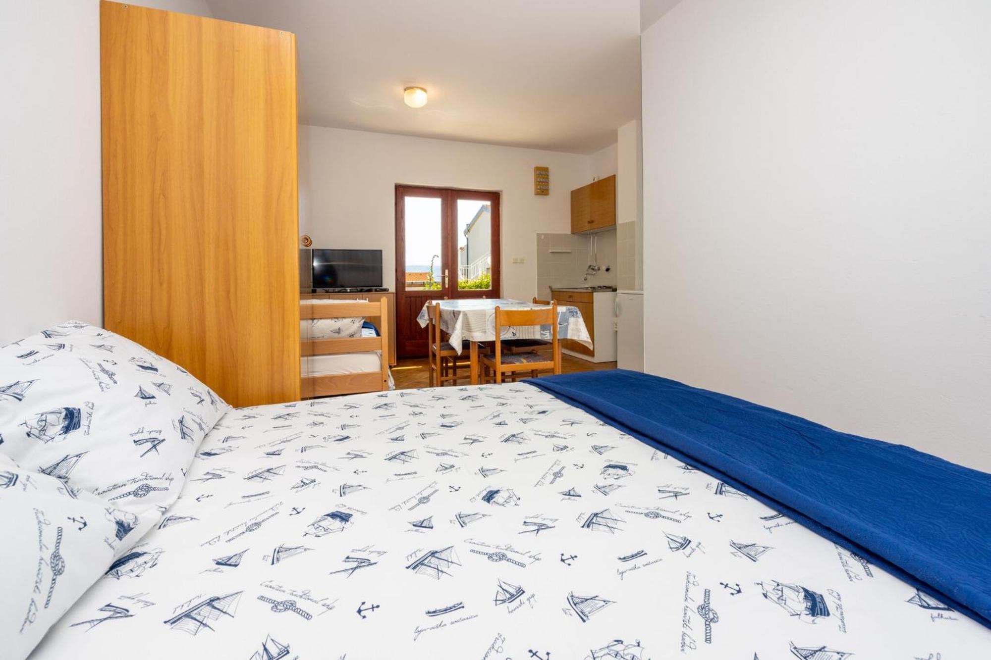 Agava Appartement Novi Vinodolski Buitenkant foto